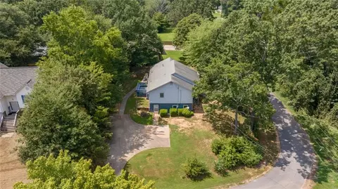 1663 Rogers Cir, Gainesville, GA 30507 photo 6