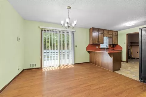 1663 Rogers Cir, Gainesville, GA 30507 photo 10