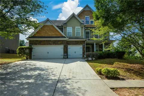 2413 Mcintosh Dr, Locust Grove, GA 30248