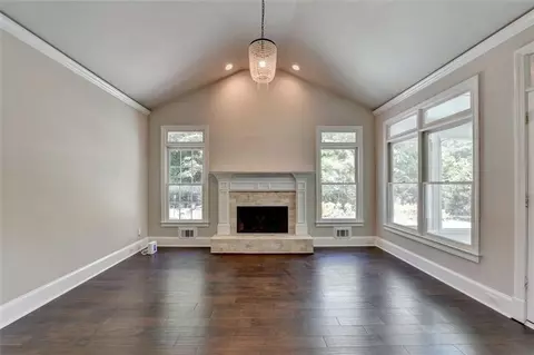 8045 Royal Troon Dr, Duluth, GA 30097 photo 12