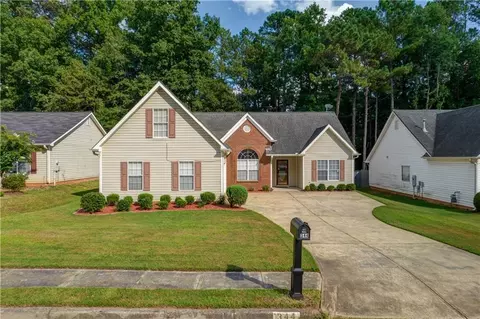 344 Shadetree Ln, Lawrenceville, GA 30044