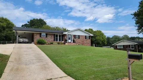 4 Cameo Dr NW, Rome, GA 30165