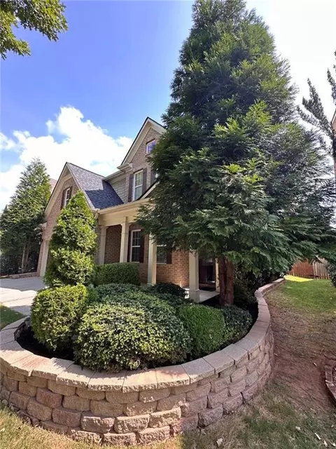411 Summerstone Ln, Lawrenceville, GA 30044