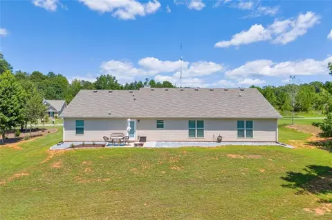 2504 Willow Run, Monroe, GA 30655 photo 5