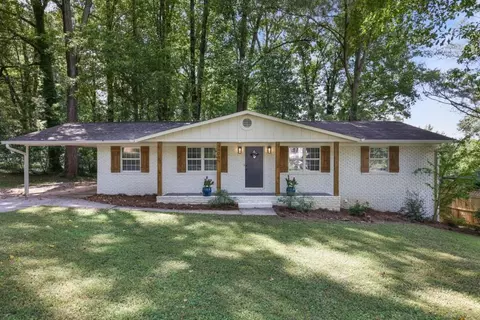 3406 Creek Valley Dr, Smyrna, GA 30082