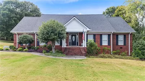 54 Breck Dr, Cedartown, GA 30125