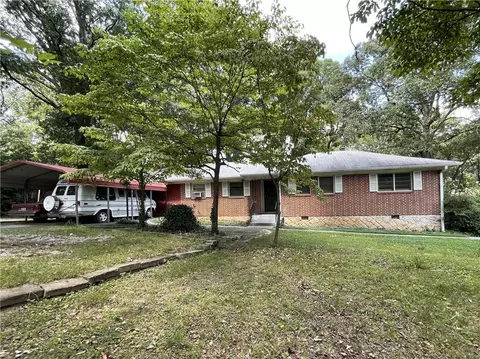 6302 Rockbridge Rd, Stone Mountain, GA 30087