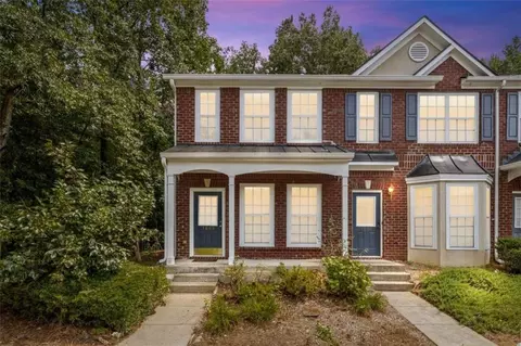 1609 Cove Creek Cir, Norcross, GA 30093