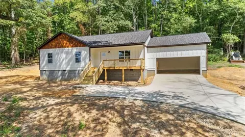 239 Blacks Bluff Rd, Rome, GA 30161