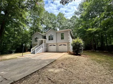 220 Radcliffe Trce, Covington, GA 30016 photo 3