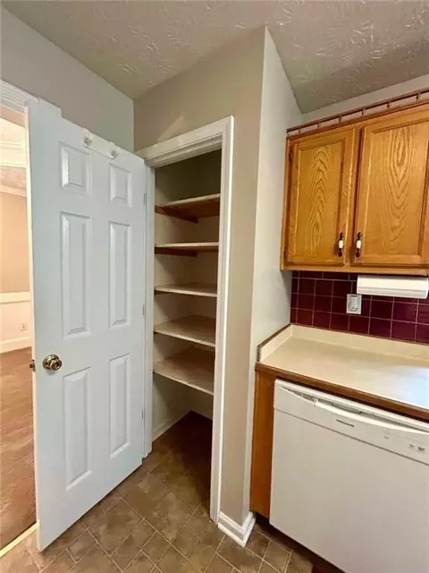 220 Radcliffe Trce, Covington, GA 30016 photo 25