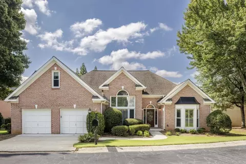 5420 Brooke Ridge Dr, Atlanta, GA 30338