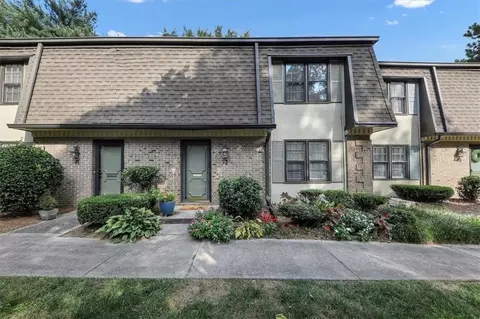 72 Monet Ct NW, Atlanta, GA 30327