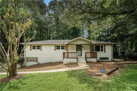 391 Donfred Dr, Mableton, GA 30126