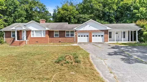 2709 Maple Rd, Rome, GA 30161