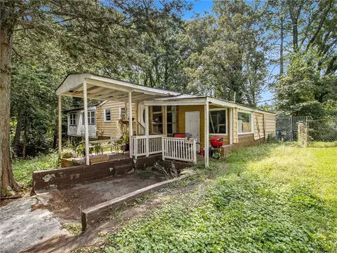 985 Mckay Dr SE, Atlanta, GA 30315
