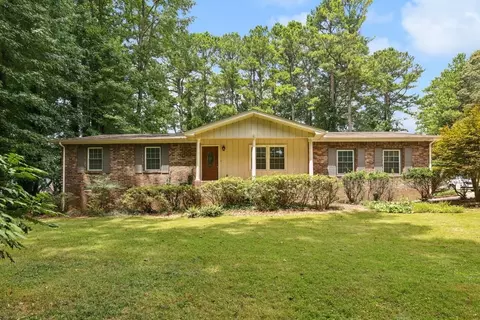 2736 Bluebird Cir, Duluth, GA 30096