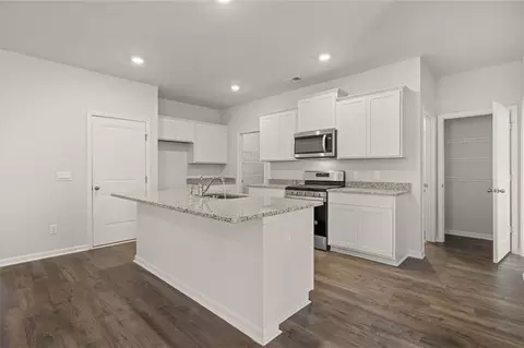 11981 Conrad Cir, Hampton, GA 30228 photo 7