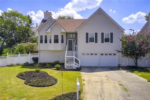 616 Silverwood Ct, Marietta, GA 30066
