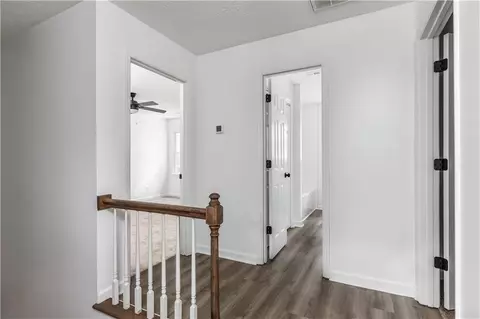 Entry Way - 92 Taylor Len Dr, Lagrange, GA 30240 photo 3 of 4
