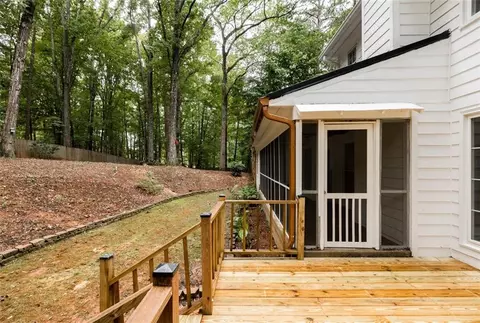 Exterior - 92 Taylor Len Dr, Lagrange, GA 30240 photo 13 of 19