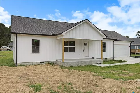 230 Timberbrook Dr, Chatsworth, GA 30705