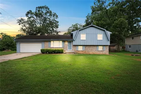 2819 Rex Rd, Ellenwood, GA 30294