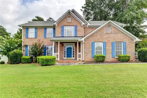 3312 Summit Glen Dr, Loganville, GA 30052