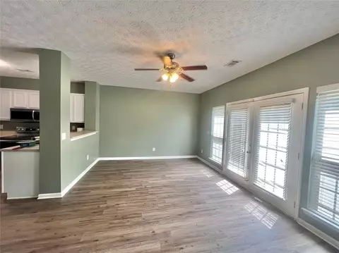 4458 Highwood Park Dr, East Point, GA 30344