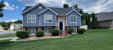 695 Paces Woods Ct, Lawrenceville, GA 30044