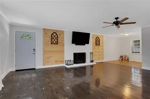 35 Perry Ln, Buchanan, GA 30113 photo 9
