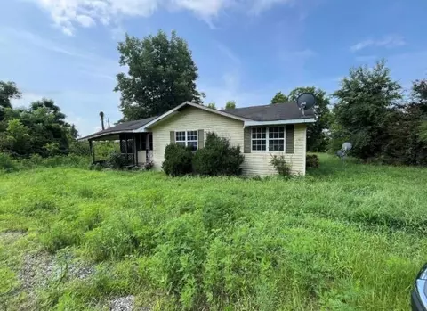 94 Lancaster Rd, Eastman, GA 31023