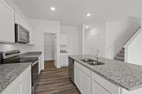 2468 Argento Cir, Dacula, GA 30019 photo 6