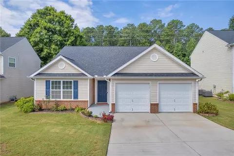 2596 Tullamore Cir, Snellville, GA 30039