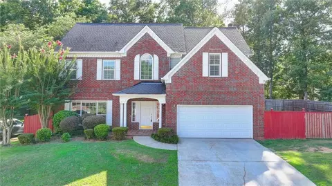 2360 Evergreen Ln, Lawrenceville, GA 30043
