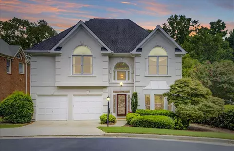5466 Brooke Ridge Dr, Dunwoody, GA 30338