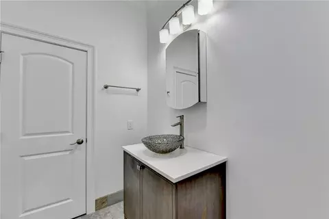 Bath - 2794 Pebble Hill Trce, Duluth, GA 30097 photo 12 of 12