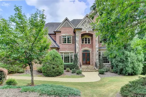 Exterior - 2794 Pebble Hill Trce, Duluth, GA 30097 photo 3 of 14
