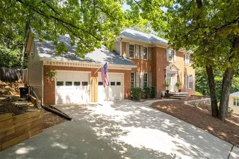 454 Bellflower Ct, Roswell, GA 30076