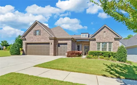 5875 Collier Bridge Ln, Hoschton, GA 30548