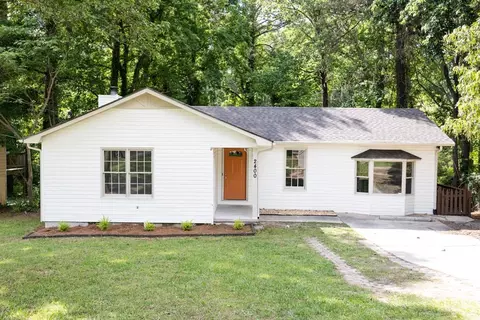 2400 Old Rex Morrow Rd, Ellenwood, GA 30294