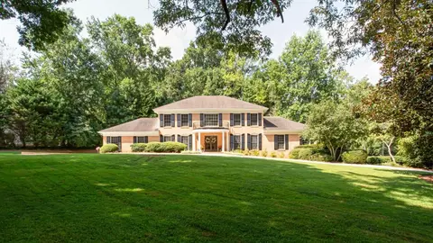 5688 Bahia Mar Cir, Smoke Rise, GA 30087
