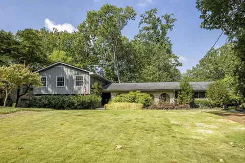 1068 Winding Branch Ln, Atlanta, GA 30338