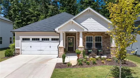 698 Magnolia Dr, Dawsonville, GA 30534