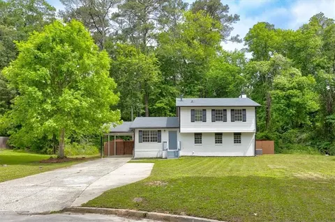 30 Stanebrook Ct, Jonesboro, GA 30238