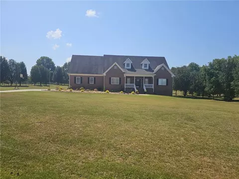 36 Hunters Run Ct, Stockbridge, GA 30281
