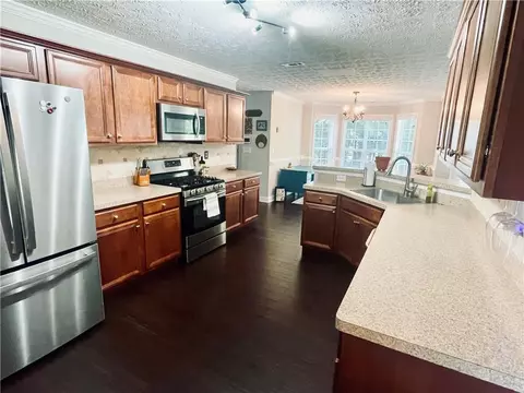 111 Blue Smoke Trl, Hampton, GA 30228 photo 8