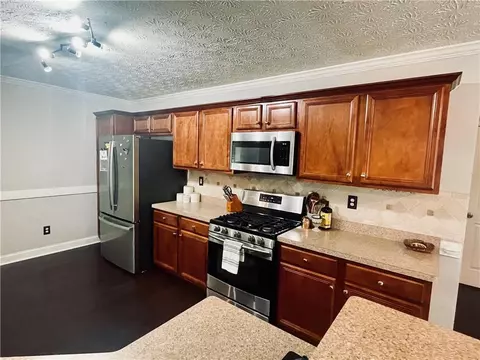 111 Blue Smoke Trl, Hampton, GA 30228 photo 9