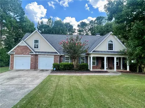 111 Blue Smoke Trl, Hampton, GA 30228 photo 2