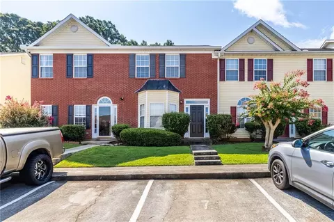 4210 Oakwood Rd, Oakwood, GA 30566